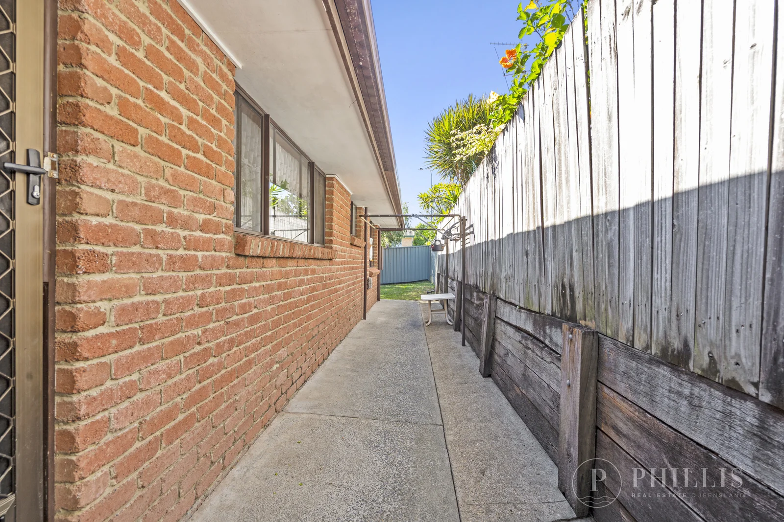 Additional image 11 of 1 & 2/77 Corunna Crescent, Ashmore QLD 4214