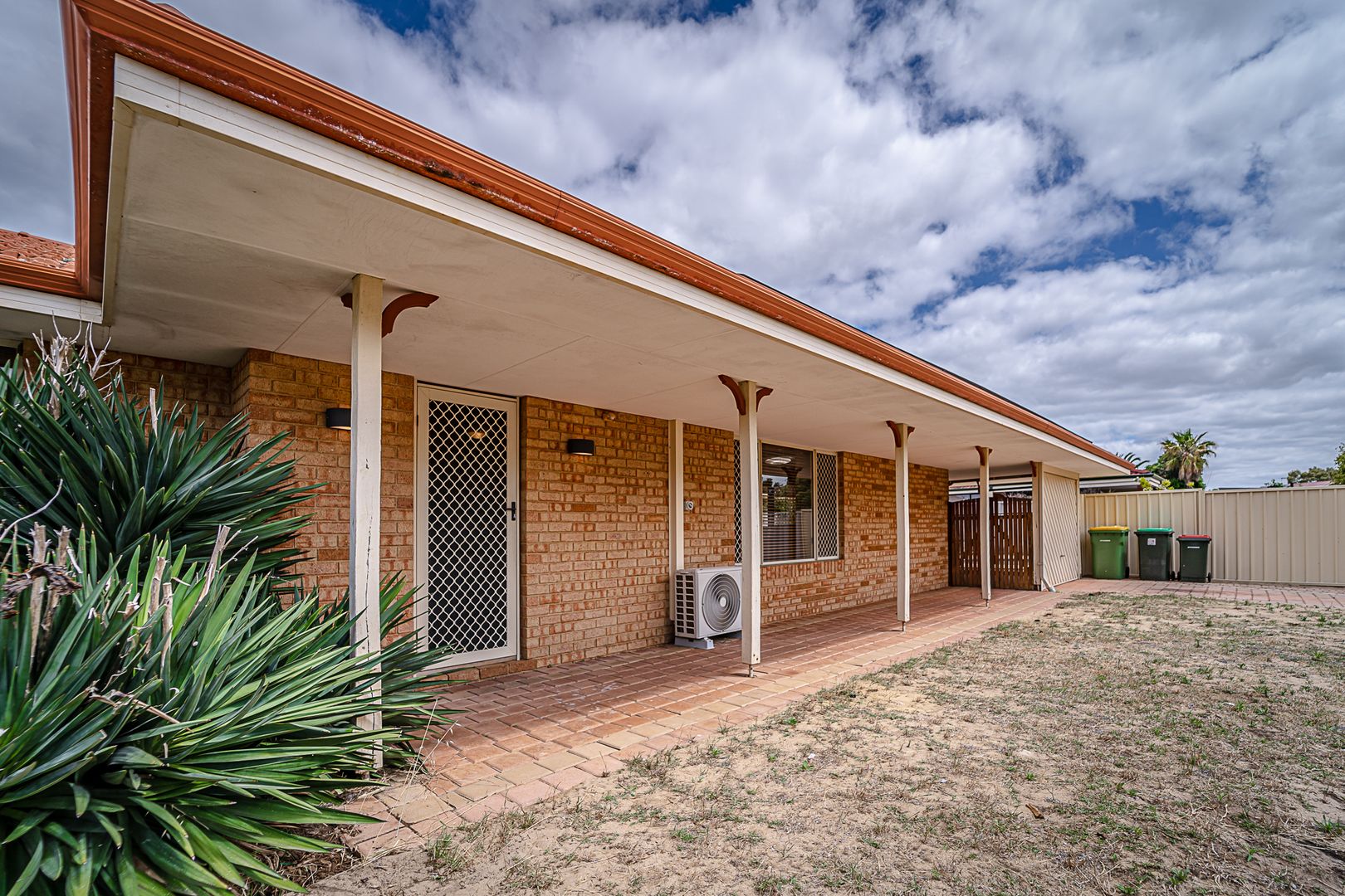 1 Caddy Close, Cooloongup WA 6168, Image 2