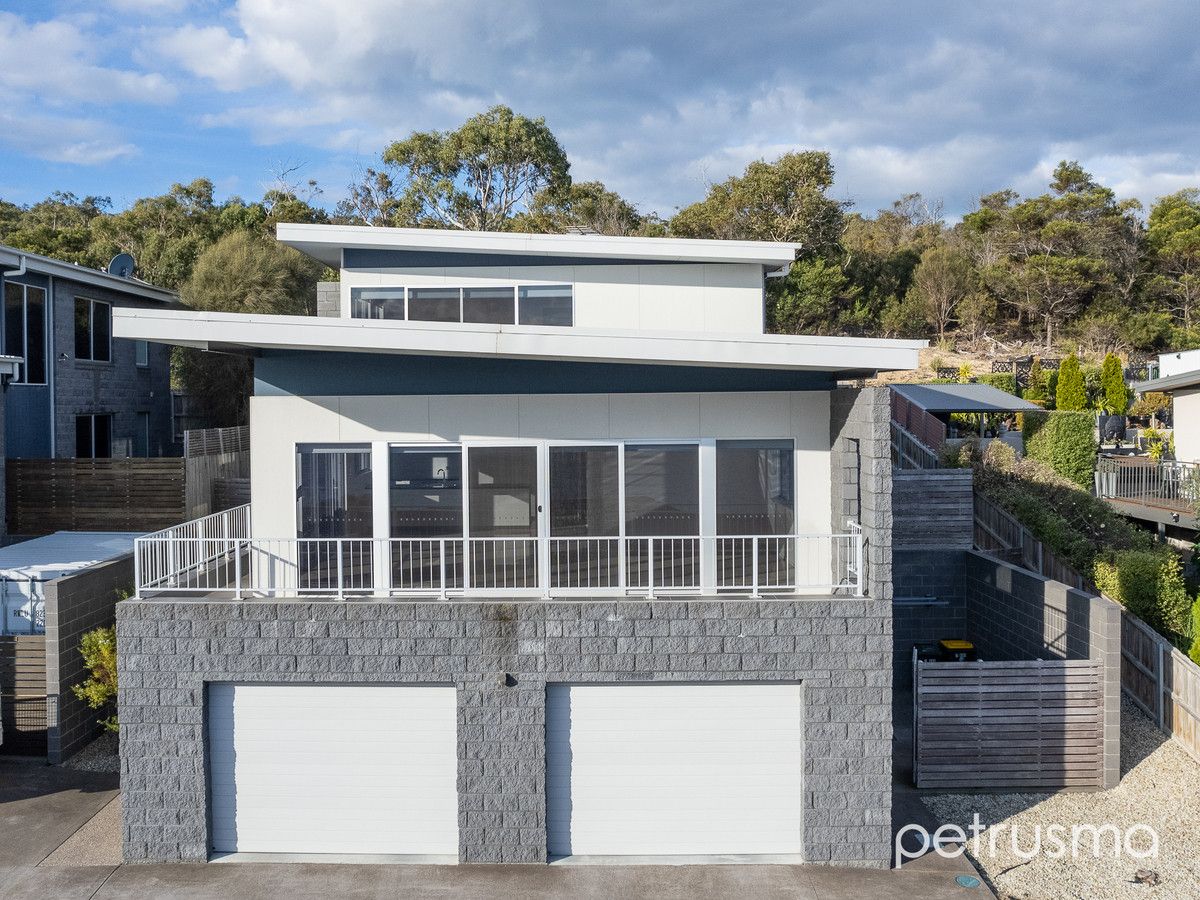 1/680 Oceana Drive, Tranmere TAS 7018, Image 1