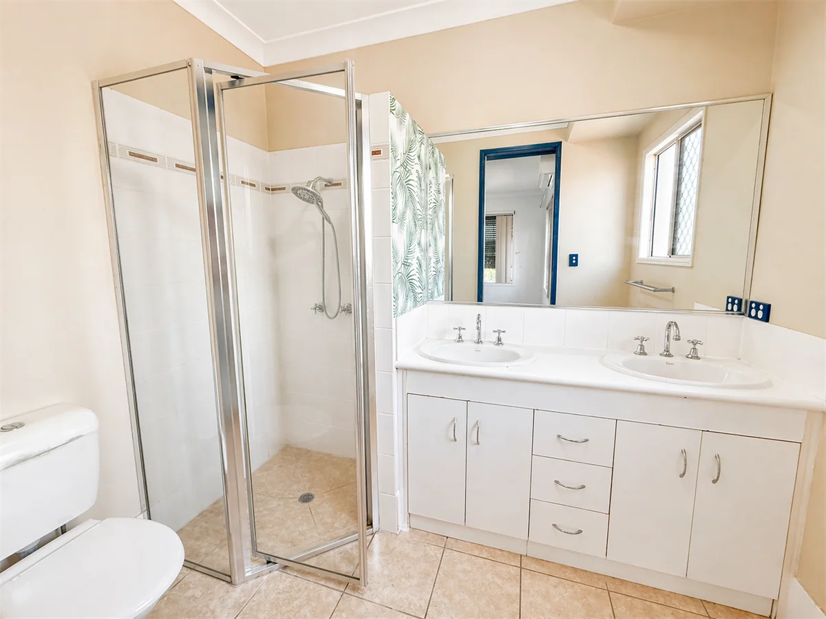 Additional image 11 of 6 Paramount Close, White Rock QLD 4868