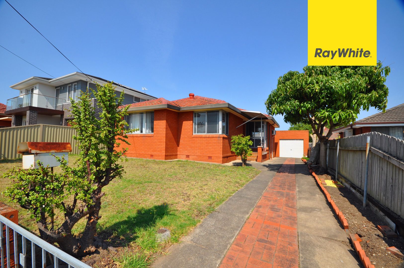 5 Eric Crescent, Lidcombe NSW 2141