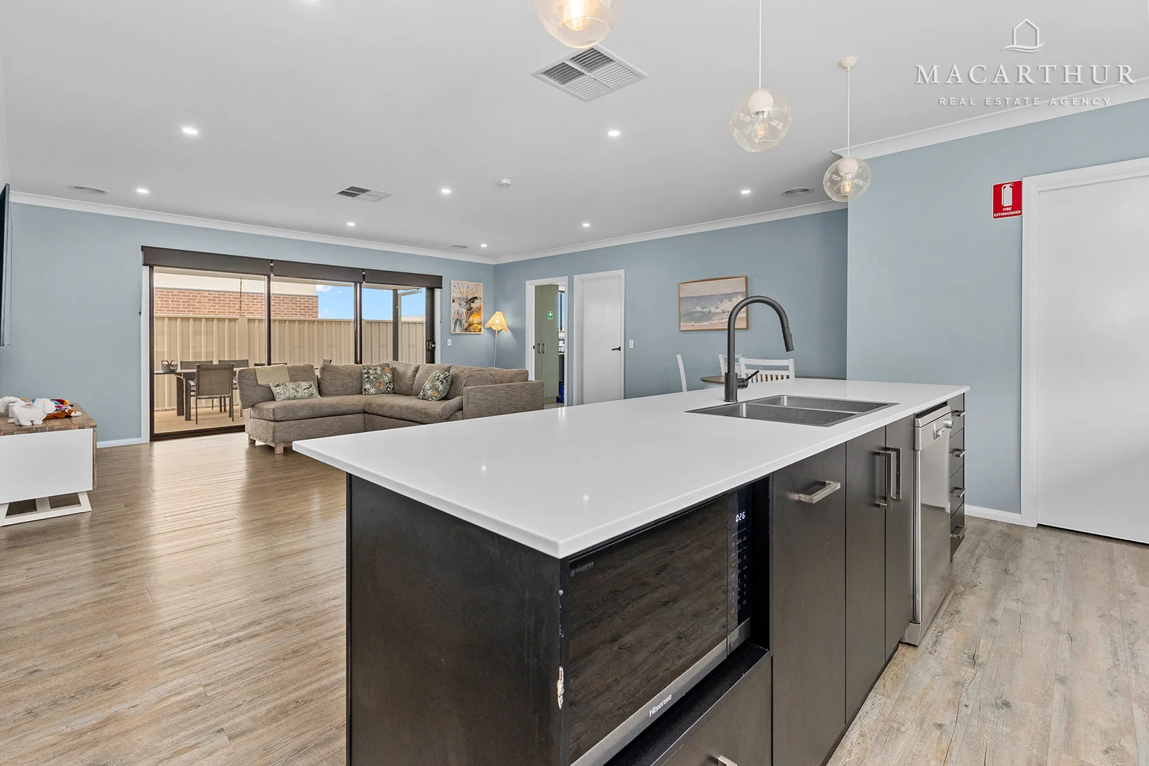 Additional image 8 of 2 Wyoming Avenue, Gobbagombalin NSW 2650