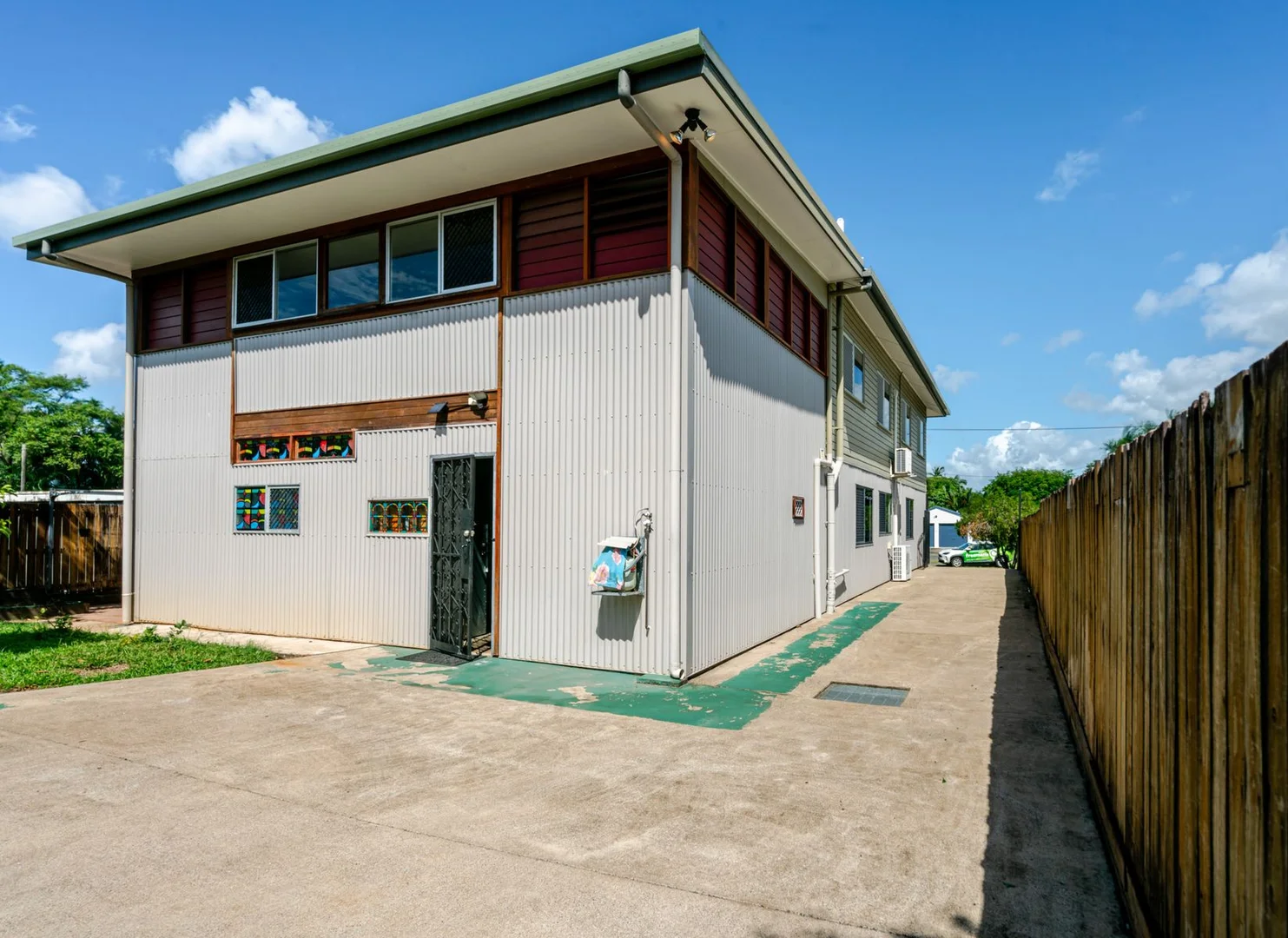 Additional image 43 of 28 Earl, Westcourt QLD 4870