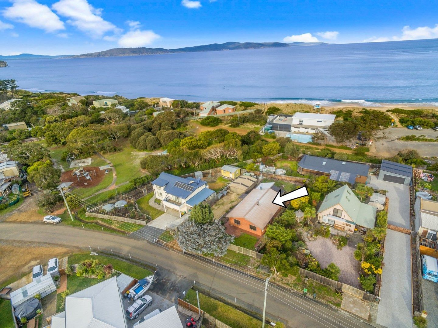 8 Dysart Street, Clifton Beach TAS 7020, Image 0