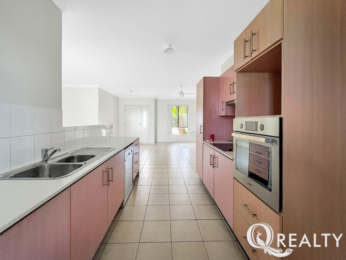 6 Figtree Court, Yamanto QLD 4305, Image 0