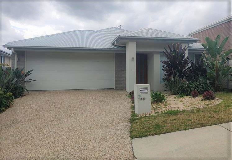 4 bedrooms House in 24 Logging Crescent SPRING MOUNTAIN QLD, 4300