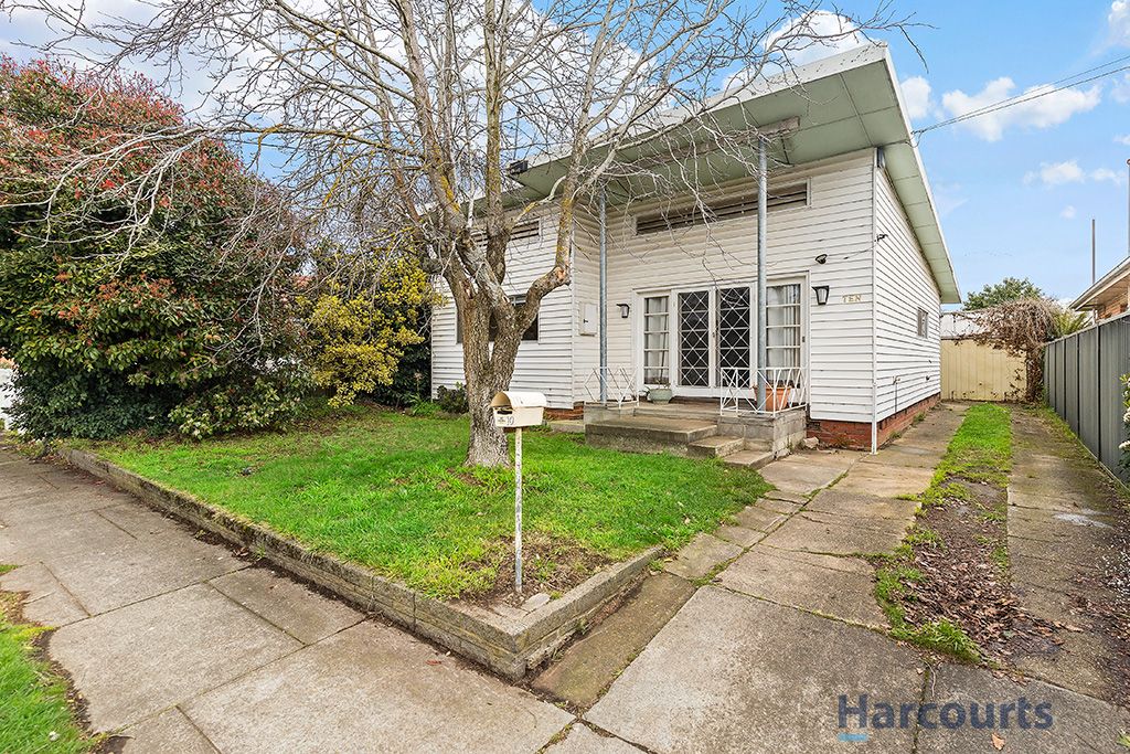 3 bedrooms House in 10 Longley Street ALFREDTON VIC, 3350