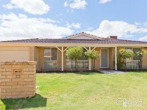 3 bedrooms House in 13 Chisholm Circle SEVILLE GROVE WA, 6112