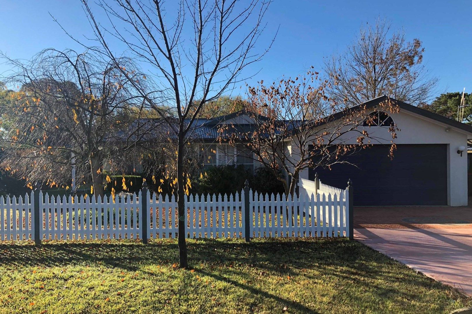 12 Lucknow Street, Spring Hill Property History & Address Research