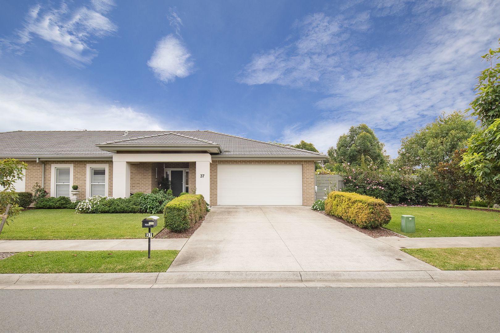 37 The Cove Drive , Fullerton Cove Property History & Address