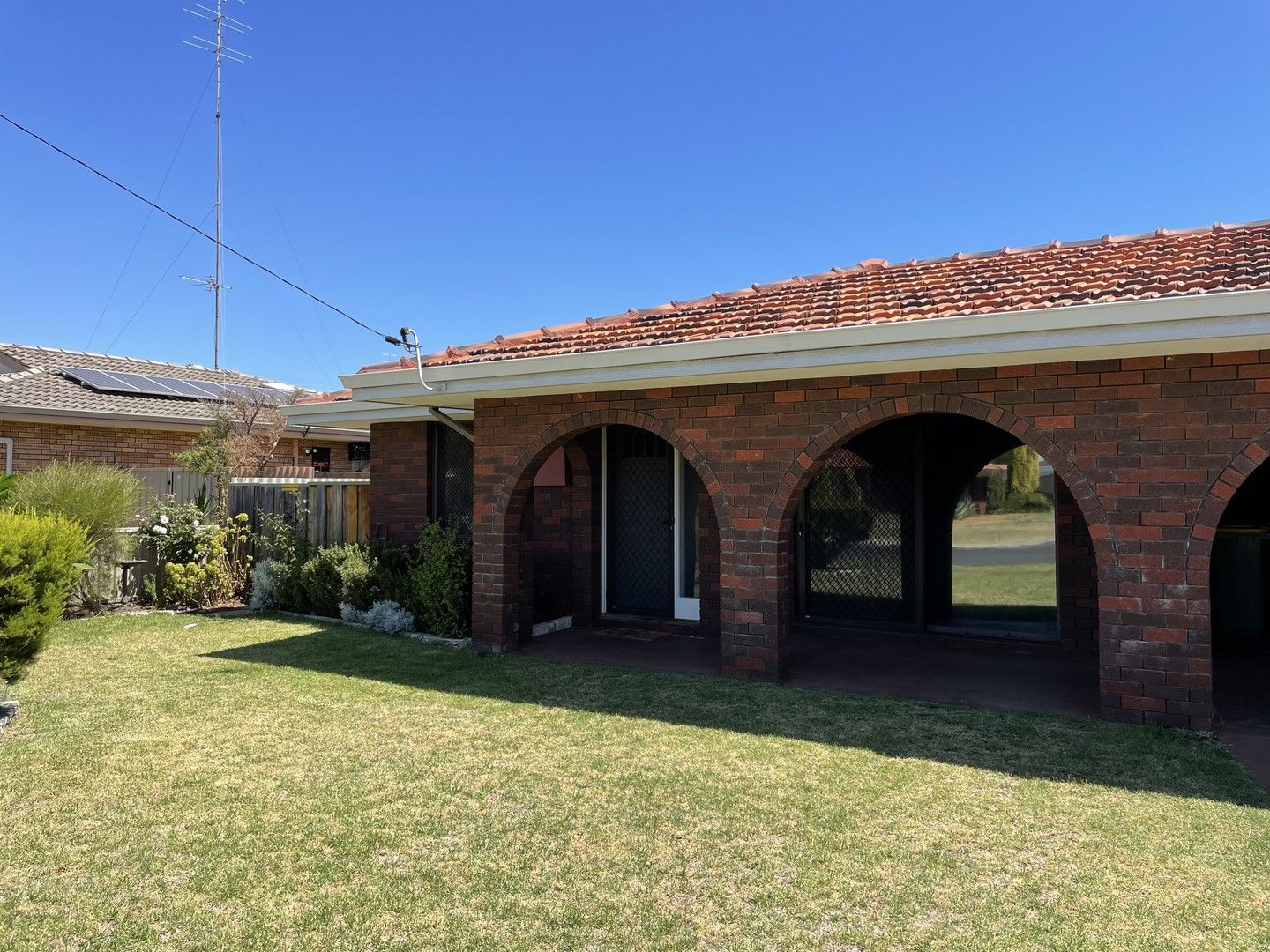 3 bedrooms House in 2B Dalhousie Street CAREY PARK WA, 6230