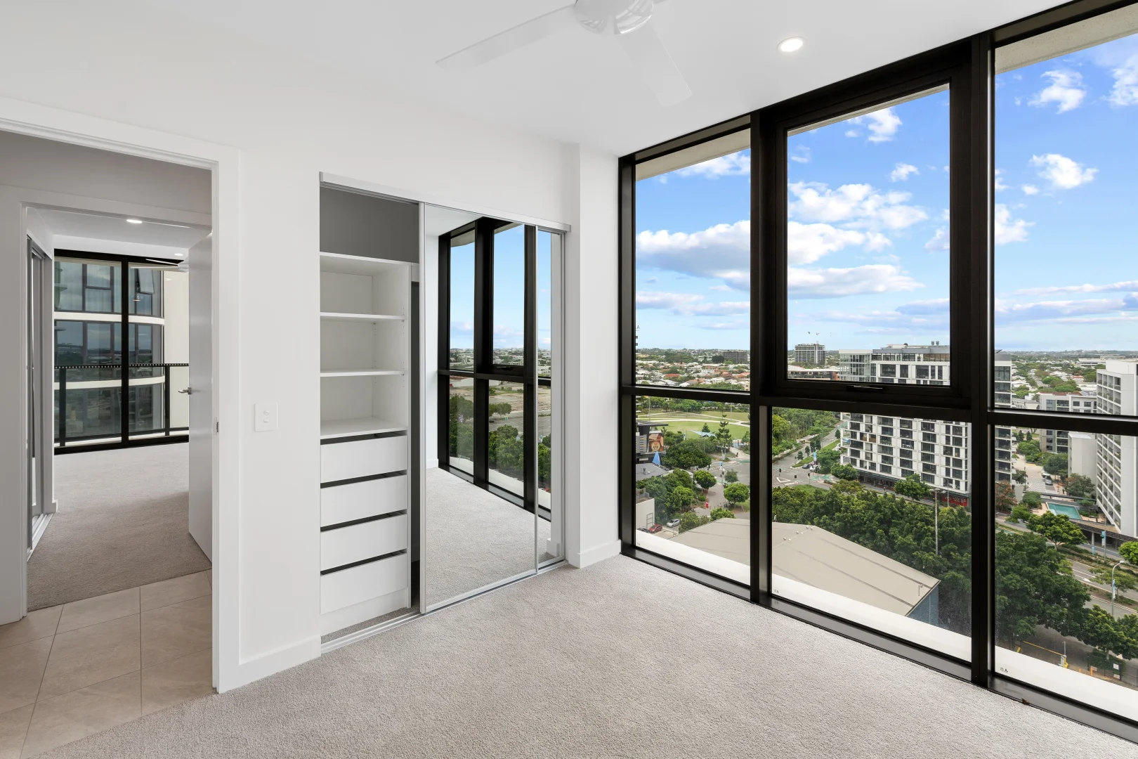 Additional image 9 of 31208/15 Wharf Street, Hamilton QLD 4007
