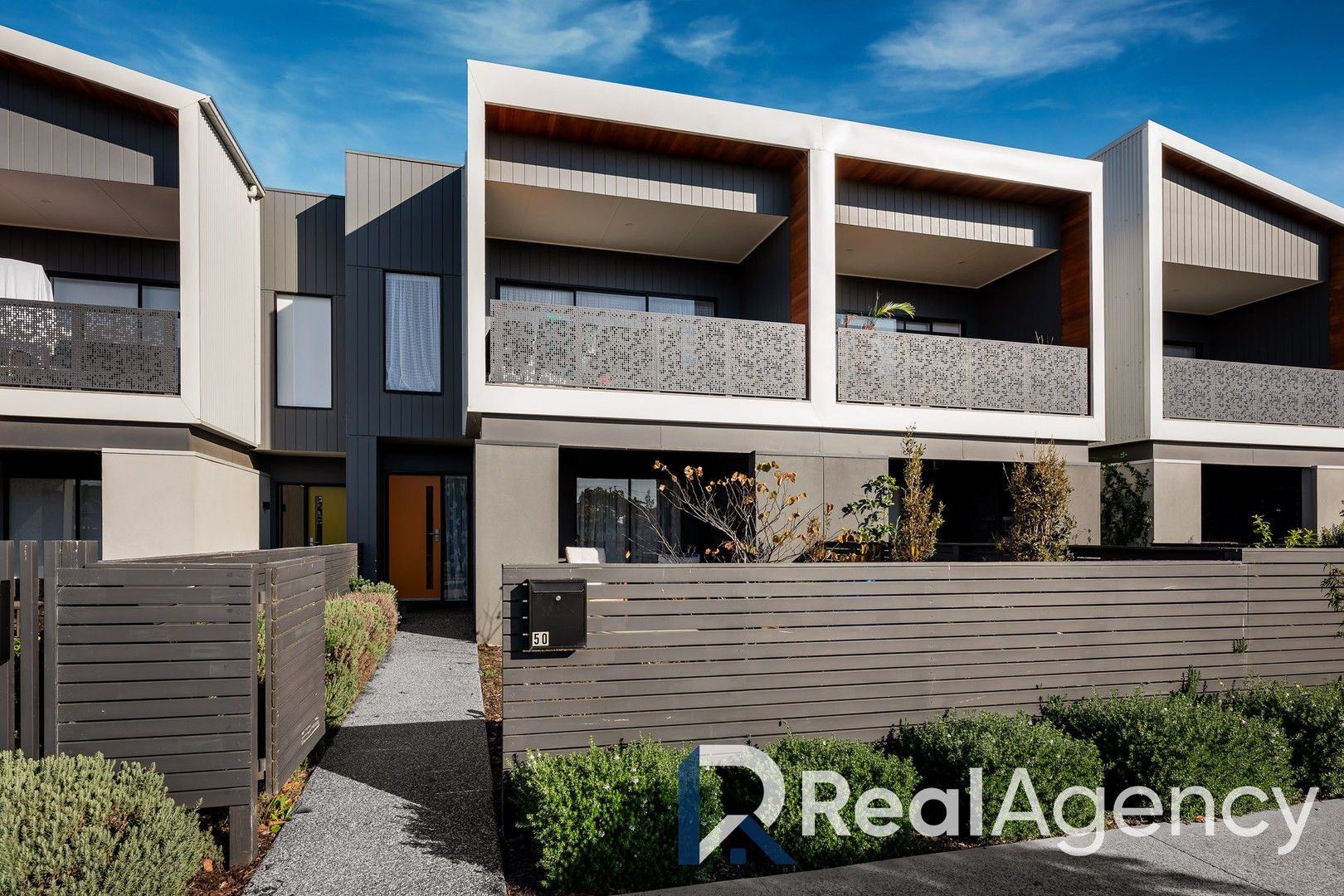 3 bedrooms House in 50 Spirit Boulevard CRANBOURNE EAST VIC, 3977