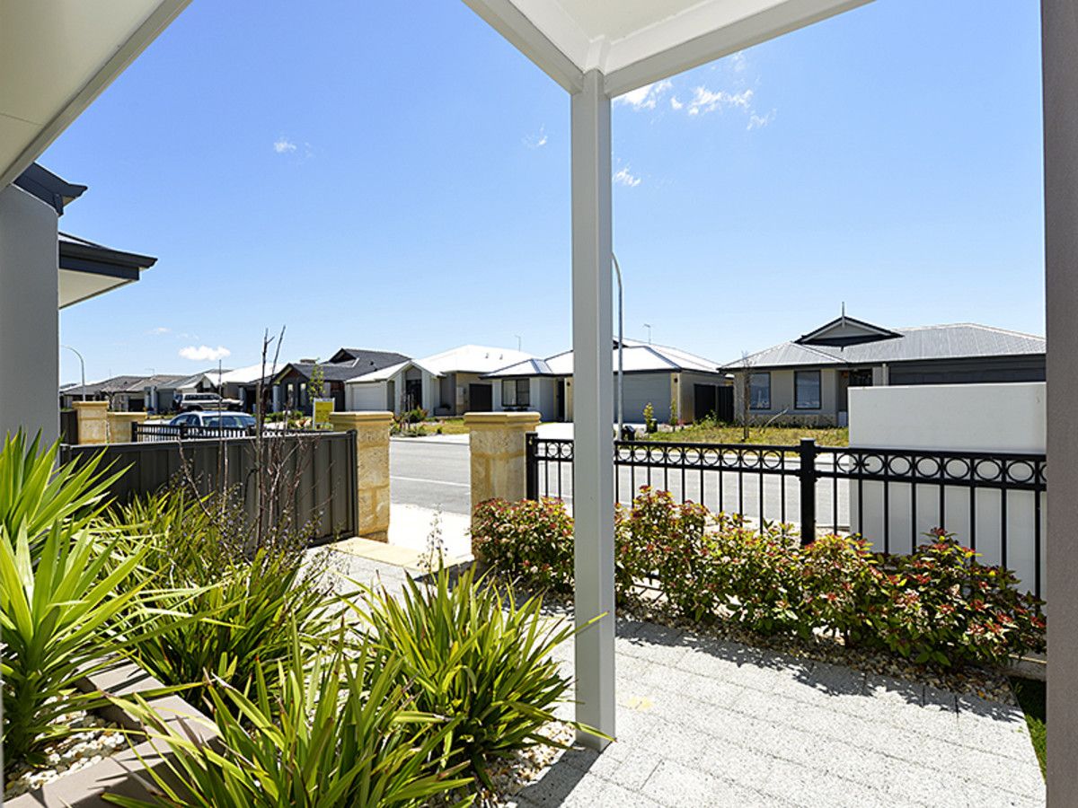 7 Minikin Drive, Aveley WA 6069, Image 2