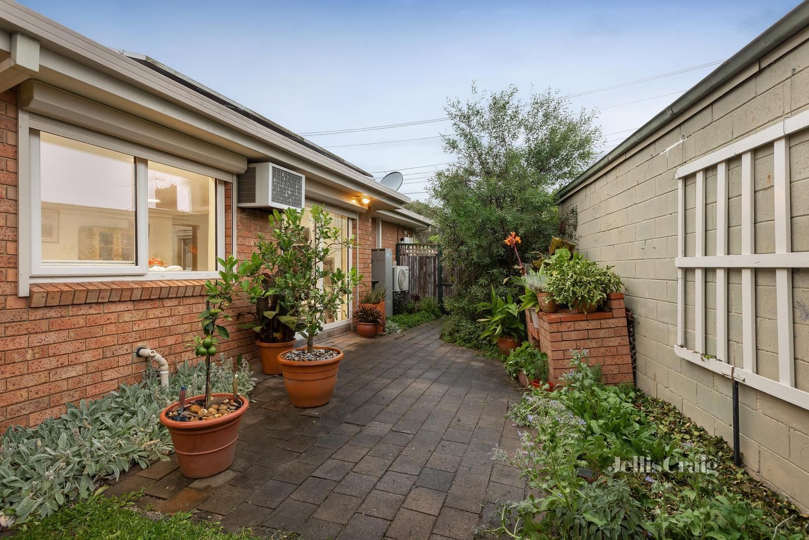 1A Romano Avenue, Mill Park VIC 3082, Image 2