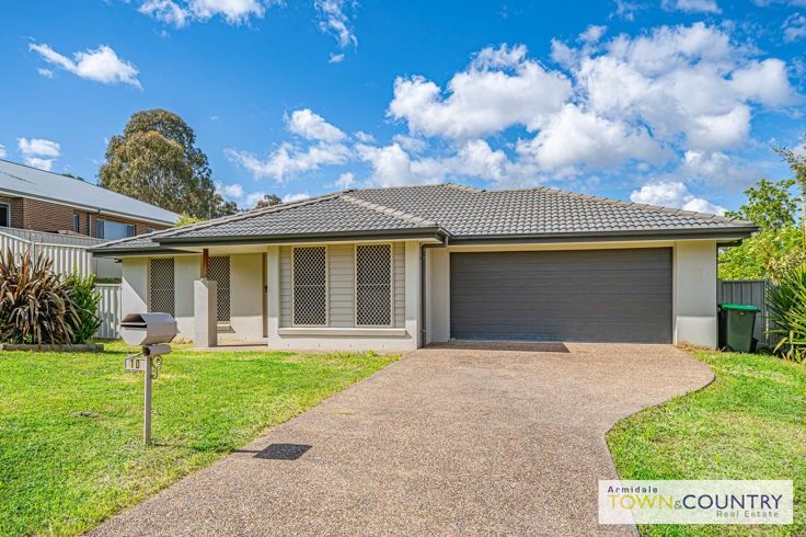 4 bedrooms House in 10 Grandview Crescent ARMIDALE NSW, 2350