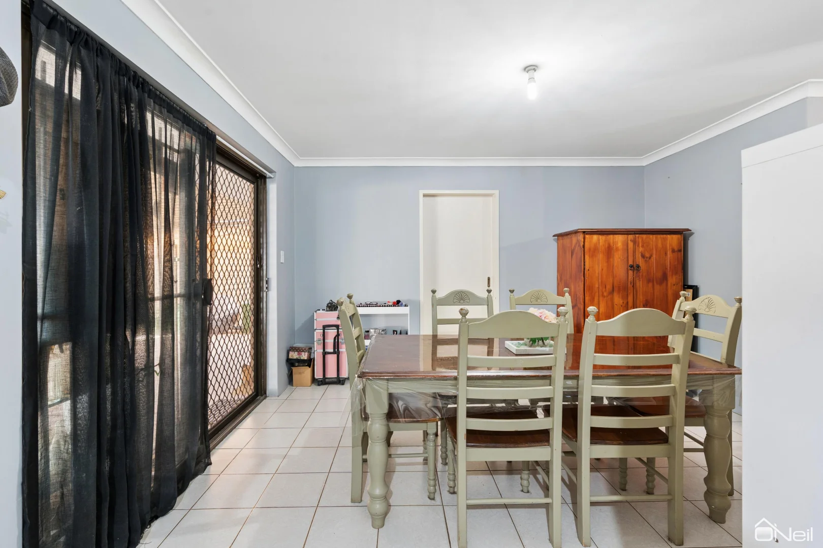 Additional image 11 of 7 Montrose Circle, Camillo WA 6111