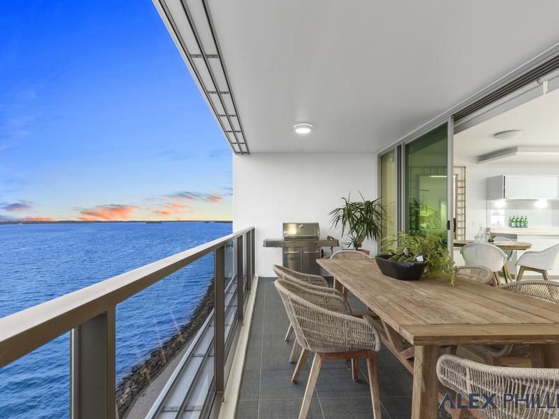 26403/2 Ephraim island, Paradise Point QLD 4216, Image 2