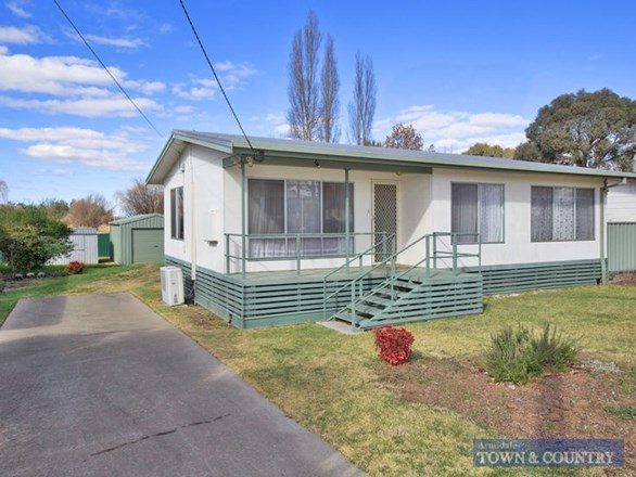 43 Ohio Street, Armidale NSW 2350