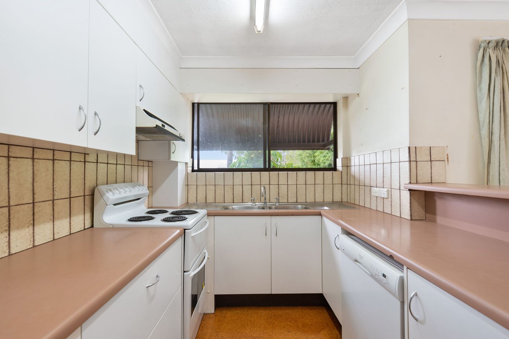 2/141 Enoggera Terrace, Paddington QLD 4064 Apartment For Rent 440