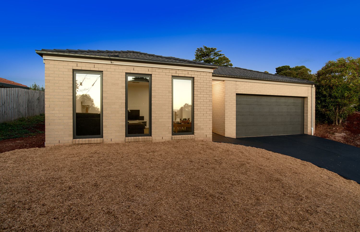 16 Grandvalley Drive, Chirnside Park VIC 3116, Image 1