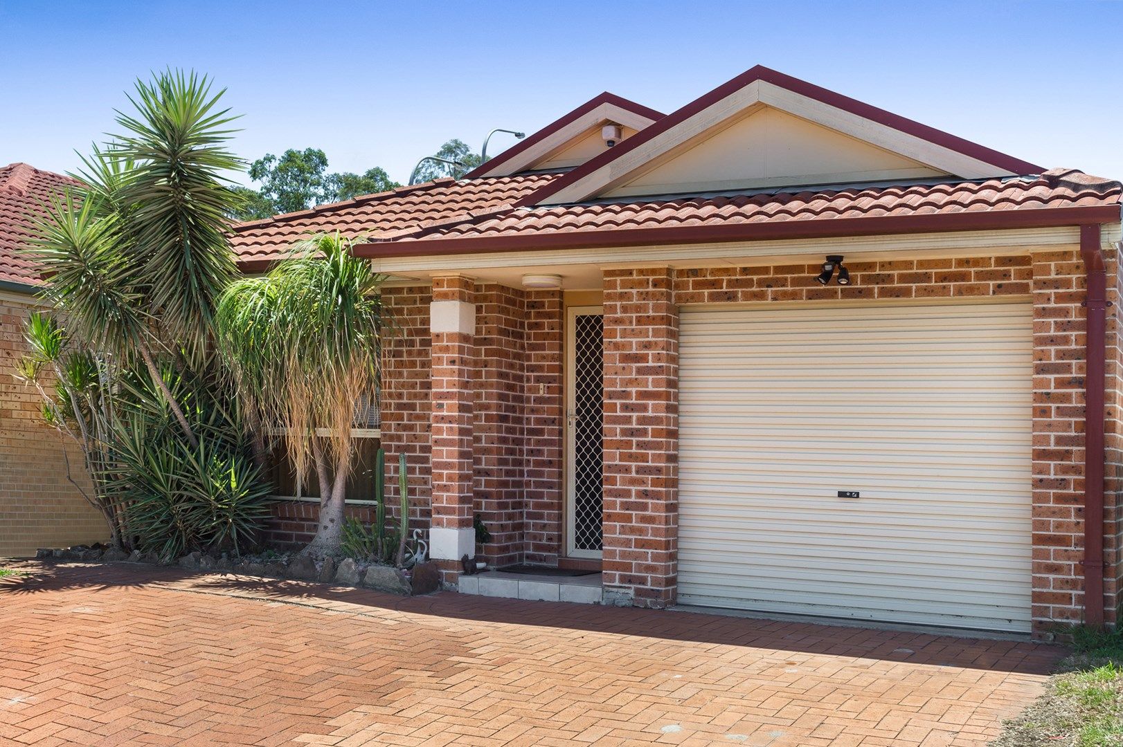 38 Bridges Ave, Wattle Grove NSW 2173, Image 0