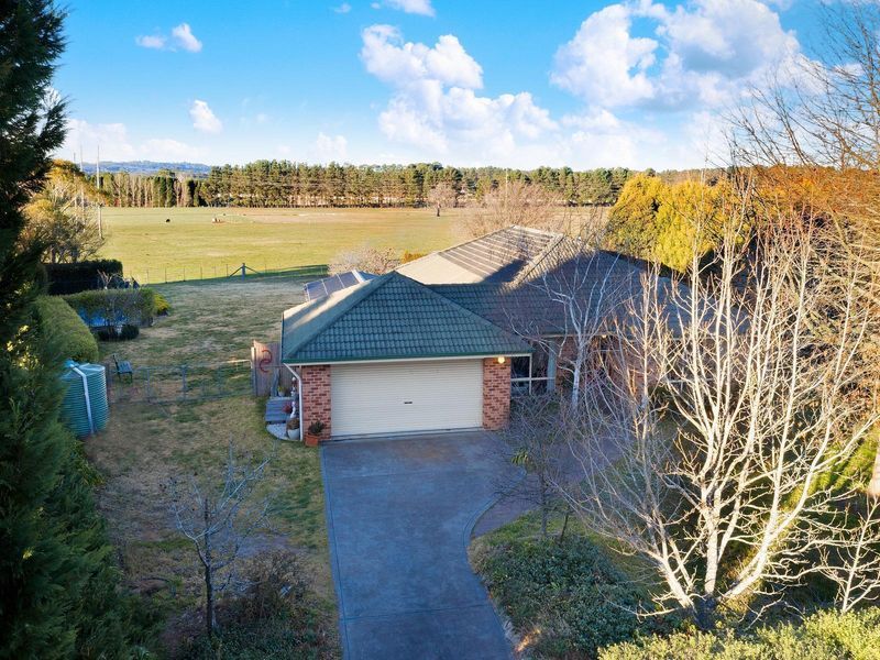 13 Victor Crescent, Moss Vale NSW 2577, Image 1