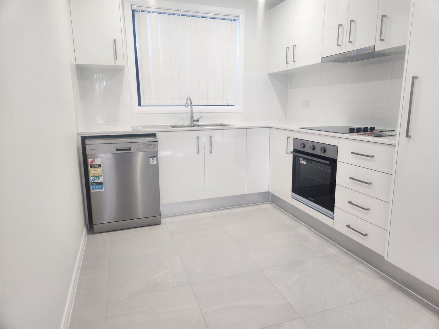 2 bedrooms House in 14A Munmora Place OXLEY PARK NSW, 2760