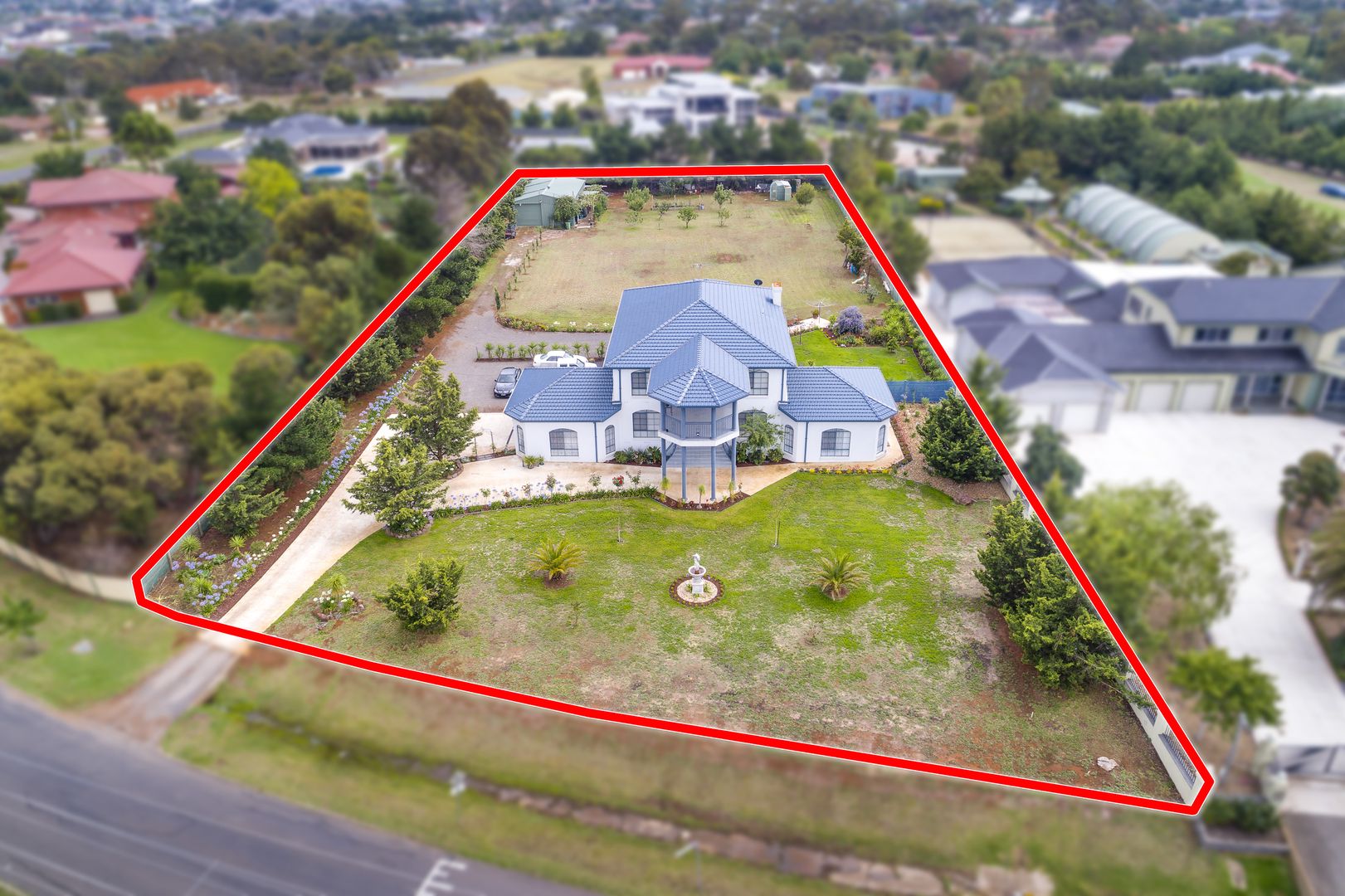 35 Sugar Gum Drive, Hillside VIC 3037