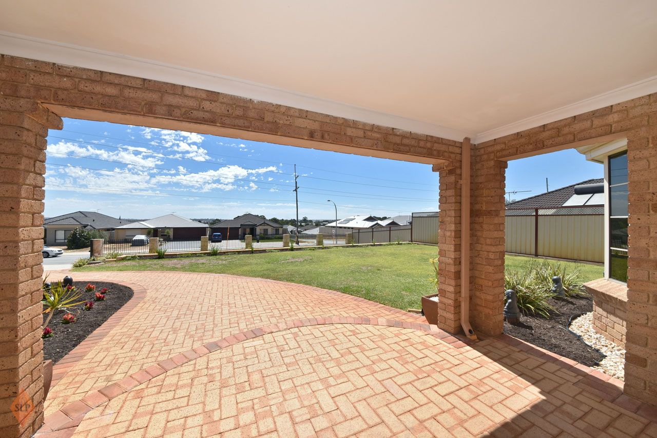 168 Landsdale Road, Landsdale WA 6065, Image 2