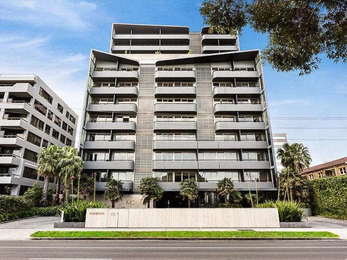 2 bedrooms Apartment / Unit / Flat in 718/74 Queens Road MELBOURNE VIC, 3004
