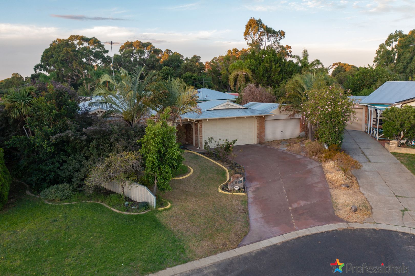 6 Sunderland Close, Greenfields WA 6210, Image 1