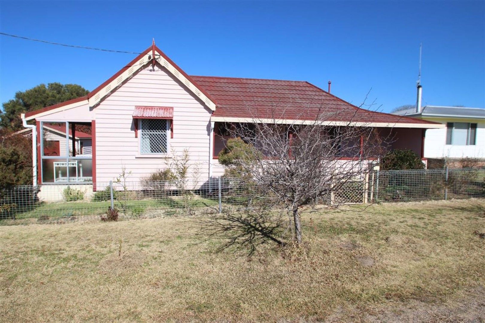 29 Railway Street, Tenterfield NSW 2372 House For Rent 400 Domain