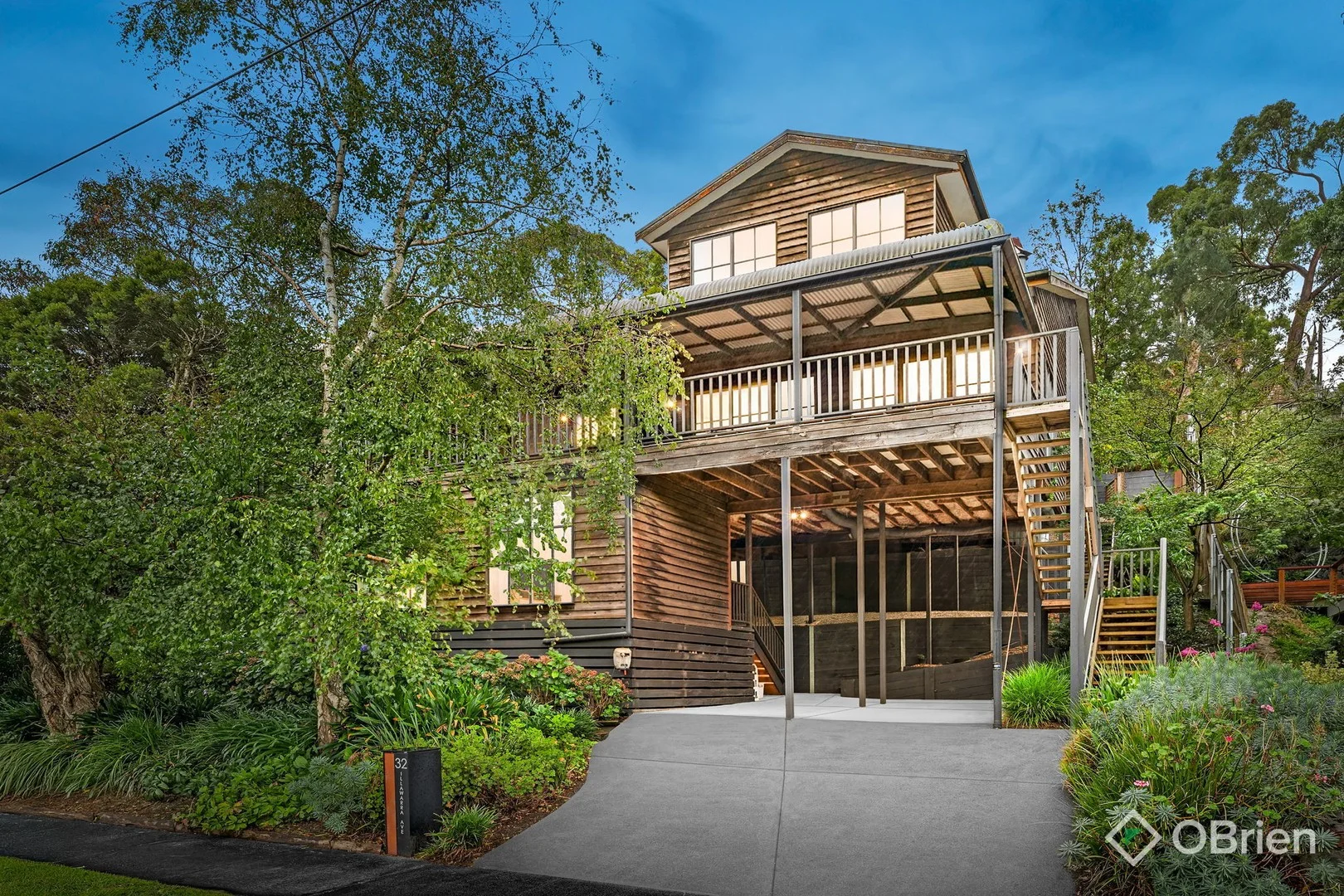 32 Illawarra Avenue, Rowville VIC 3178