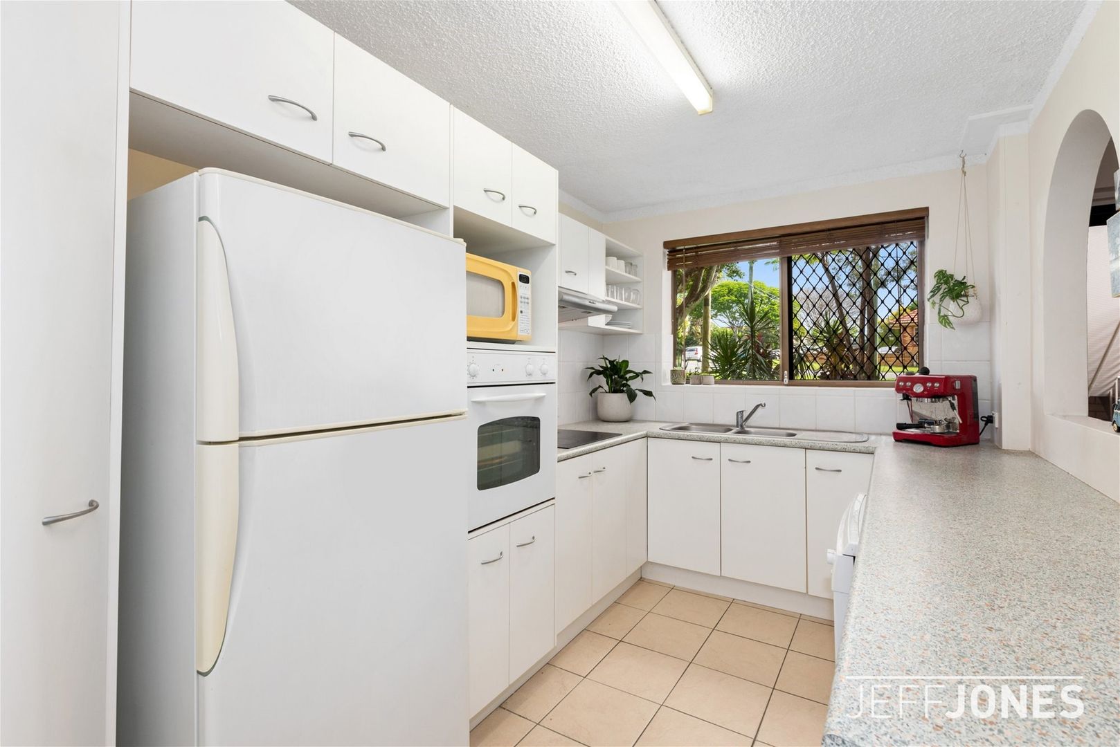 1/36 Rolle Street, Holland Park West QLD 4121, Image 2