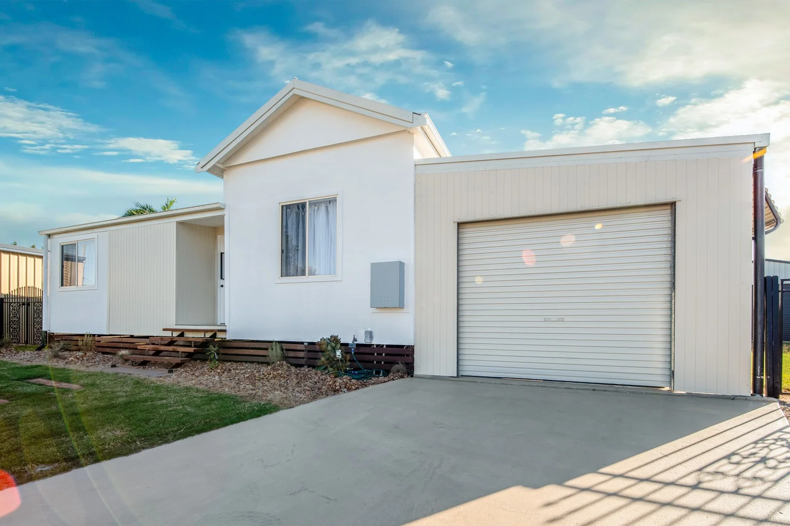 Primary image of 5 Round Tree Drive, Emerald QLD 4720