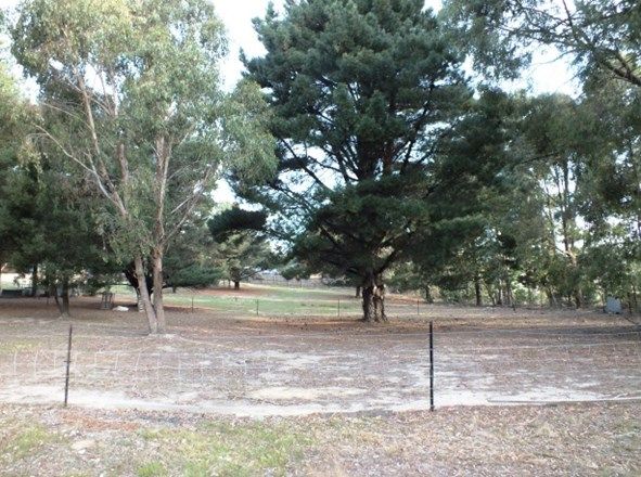 10 Clarkes Road, Enfield VIC 3352, Image 1