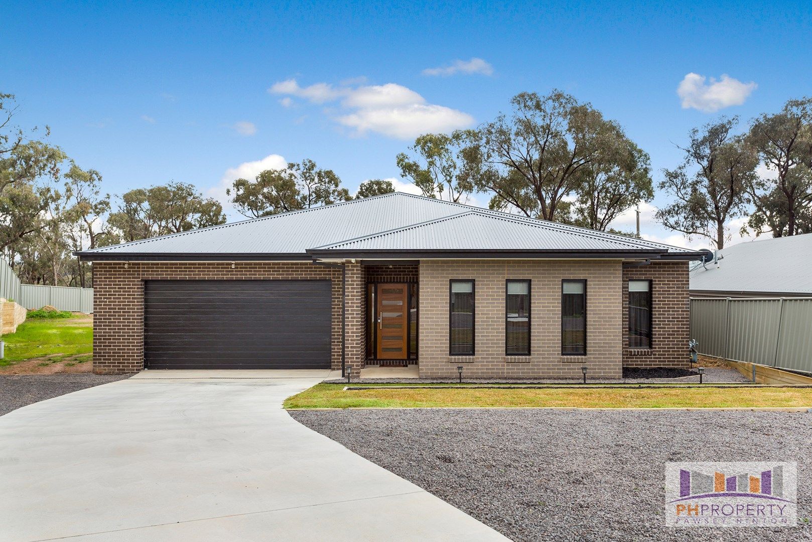 16 Poorinda Crescent, Kangaroo Flat VIC 3555, Image 0