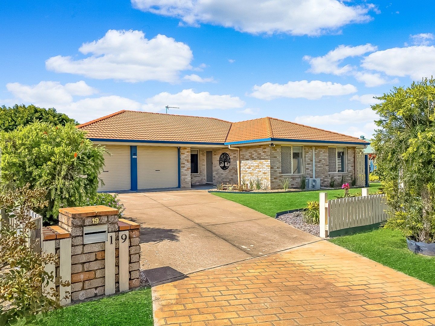 19 Isis Court, Eli Waters QLD 4655, Image 0