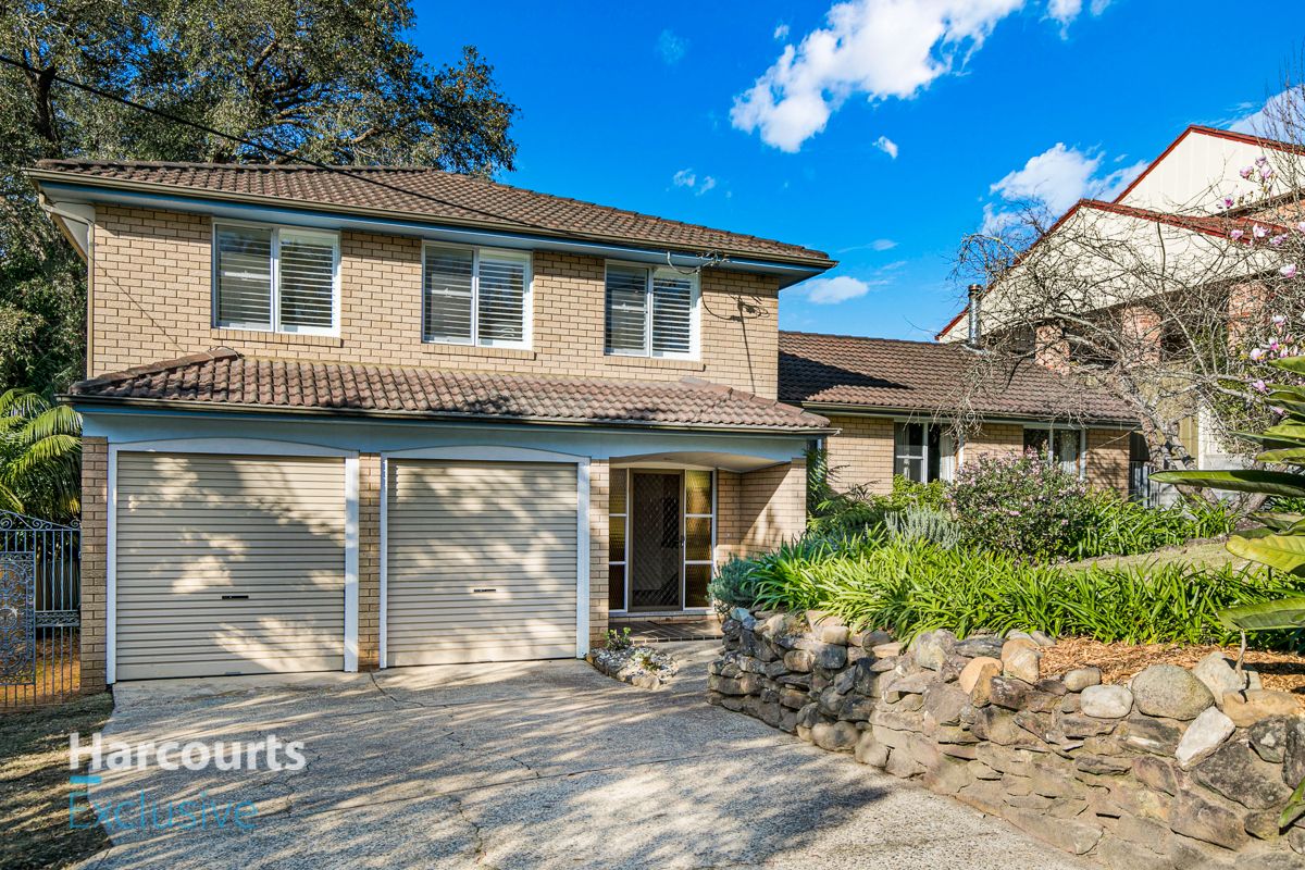 4 bedrooms House in 101 Murray Farm Road CARLINGFORD NSW, 2118