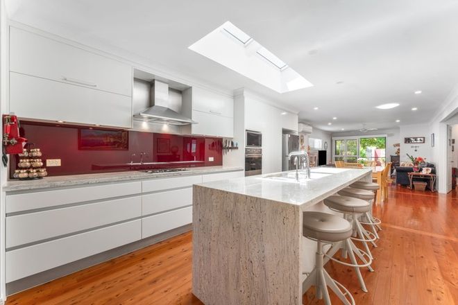 11 First Avenue Labrador 4215 - Image 6