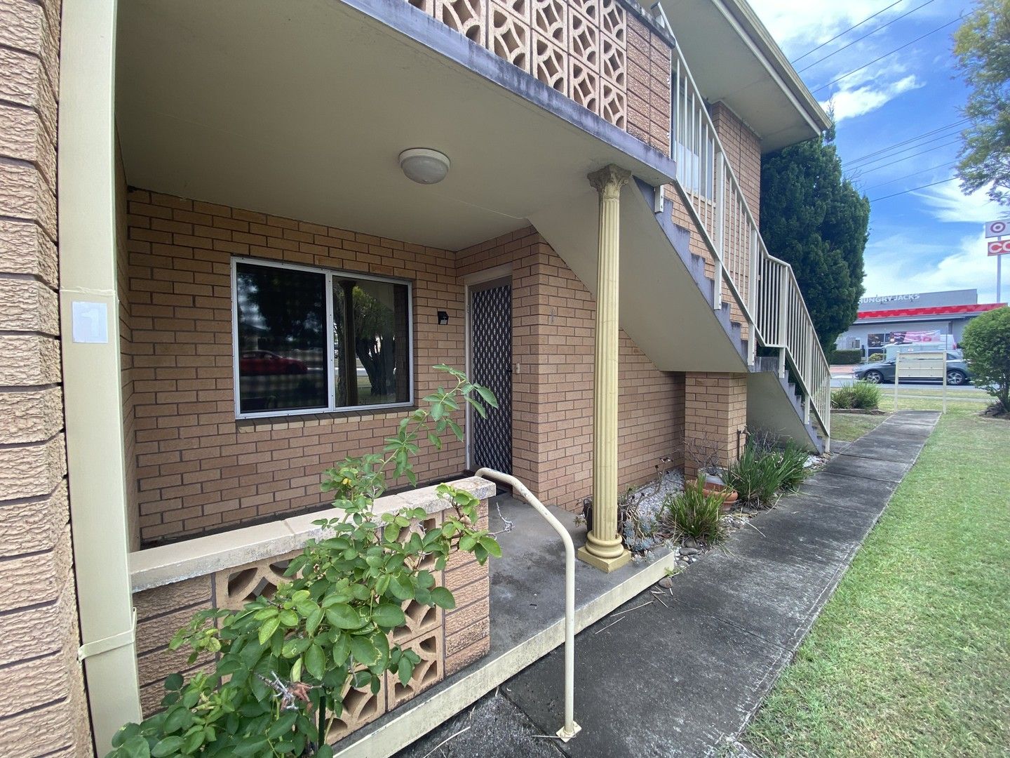 2 bedrooms Apartment / Unit / Flat in 1/55 Wynter Street TAREE NSW, 2430