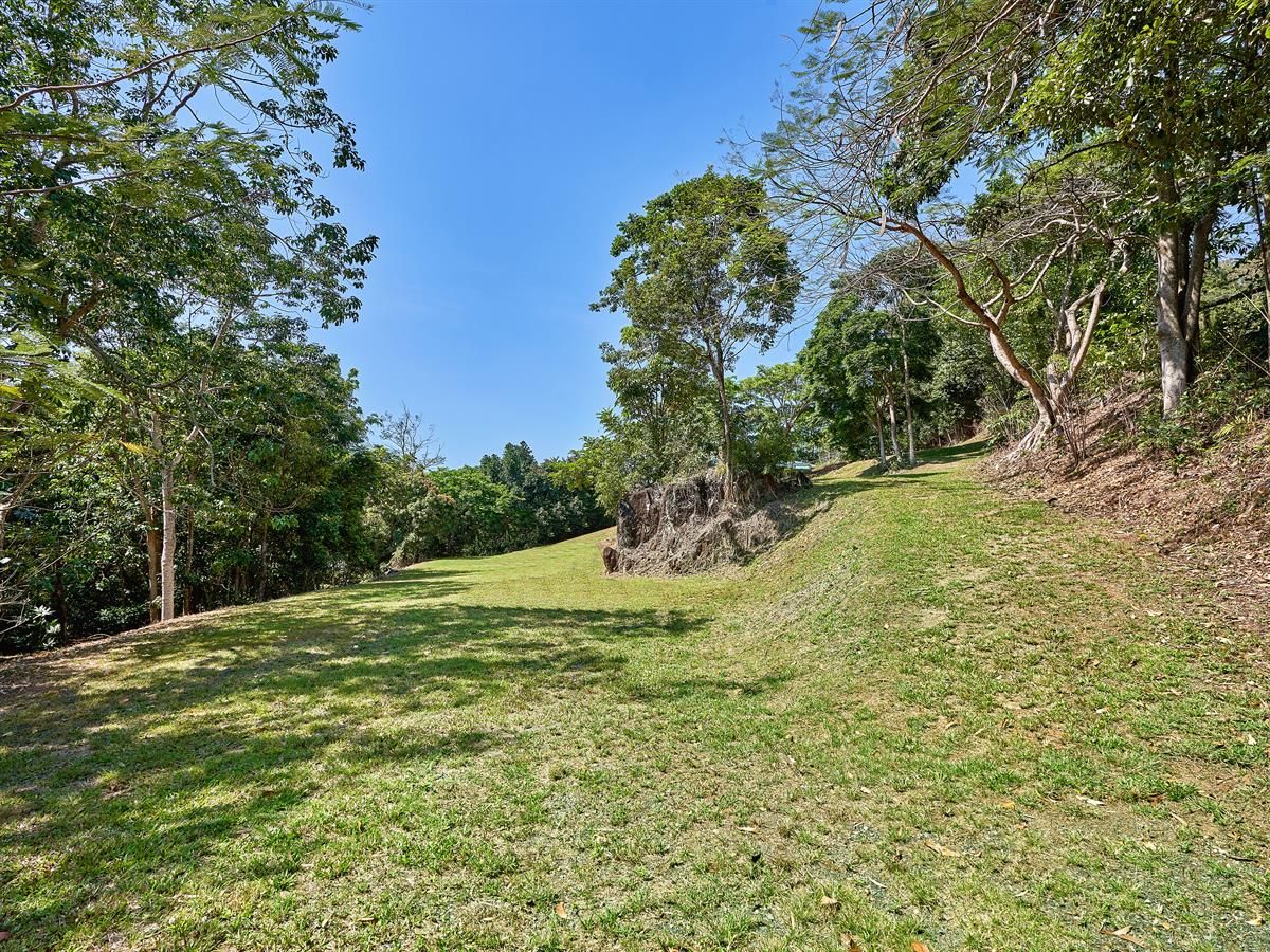 13 Esterina Close, Redlynch QLD 4870, Image 2