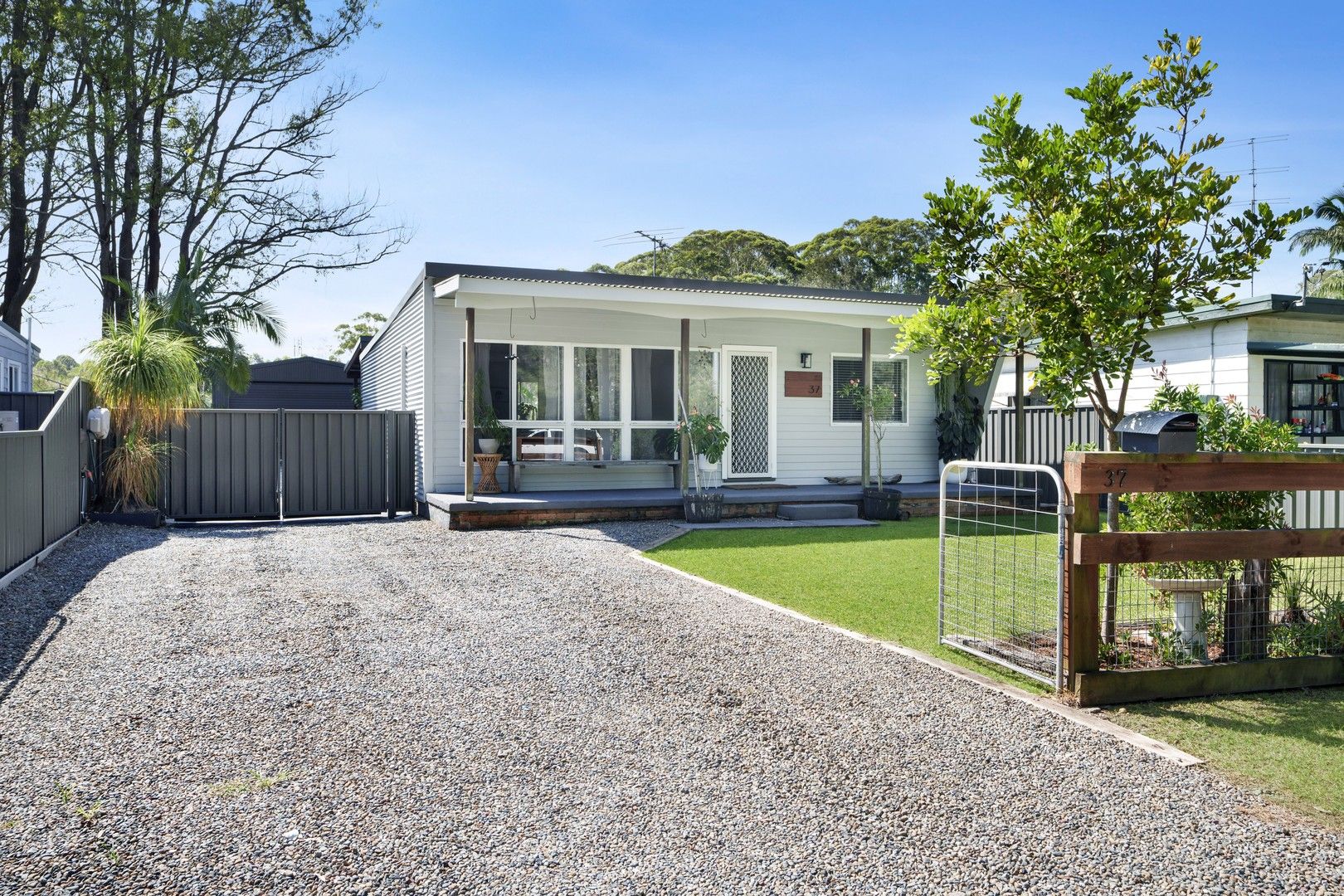 37 Geoffrey Road, Chittaway Point NSW 2261, Image 0