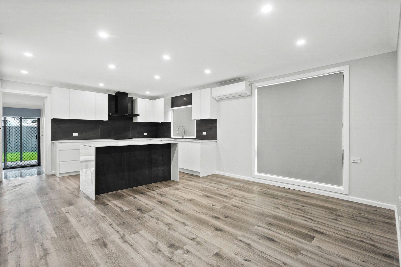 4 bedrooms House in 578A Northcliffe Drive BERKELEY NSW, 2506
