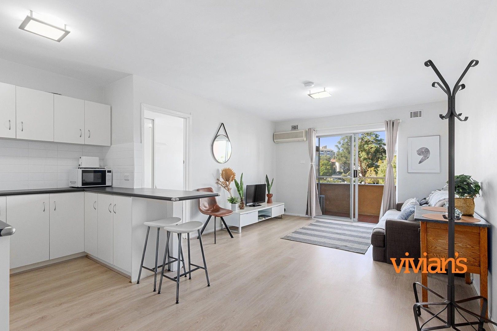 1 bedrooms Apartment / Unit / Flat in 16/630 Stirling Highway MOSMAN PARK WA, 6012