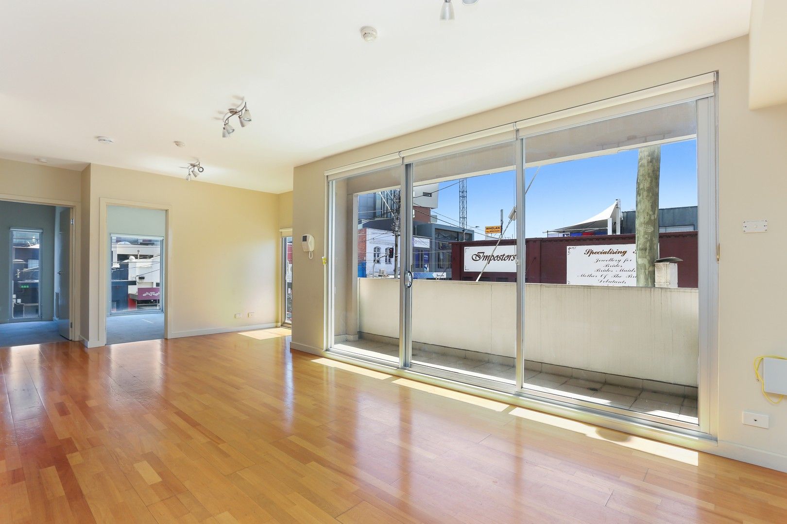 2 bedrooms Apartment / Unit / Flat in 1/606 Sydney Road BRUNSWICK VIC, 3056