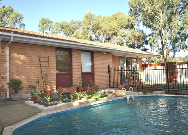 7 Moyes Court, Para Hills West SA 5096