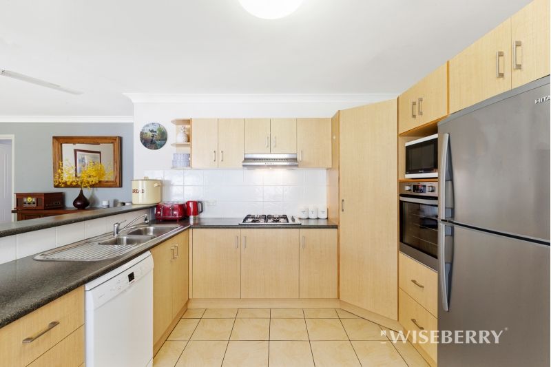 43 Wongala Avenue, Blue Haven NSW 2262, Image 2