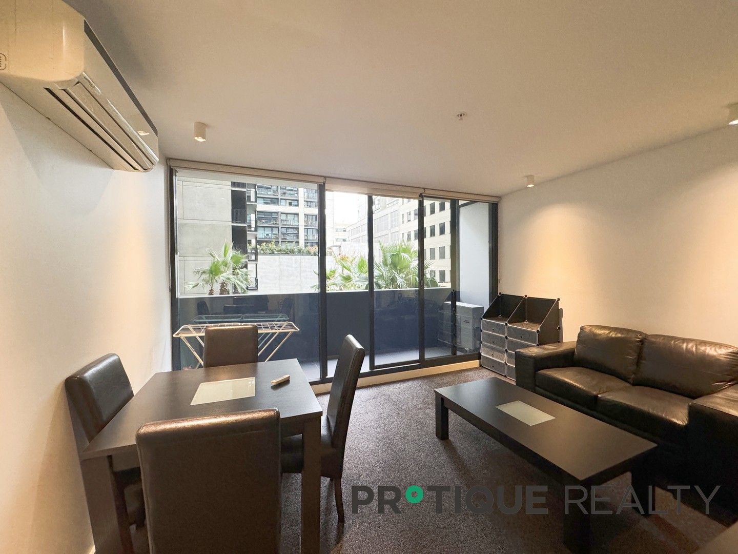 1 bedrooms Apartment / Unit / Flat in 415/39 Coventry Street SOUTHBANK VIC, 3006